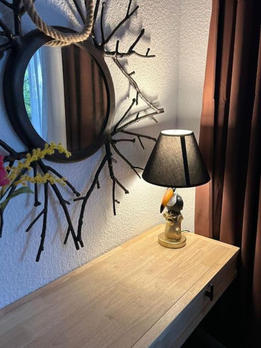 Duplex Apartment Ullstein- 4 Bedrooms, 2 Bathrooms, Living Room, 2 Parking Spaces, Boxspringbeds, Family & Business Apartment! เบอร์ลิน ภายนอก รูปภาพ